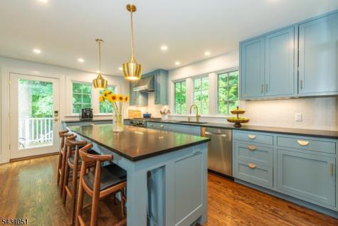 487 Highland Avenue Montclair NJ 07043