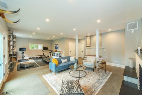 487 Highland Avenue Montclair NJ 07043
