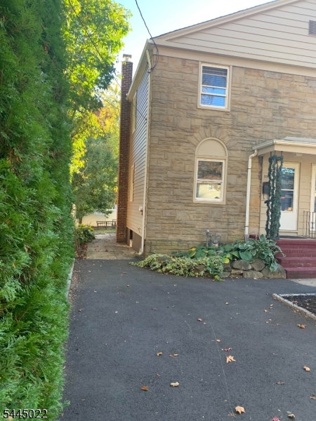 39 Amboy Avenue Metuchen NJ 08840