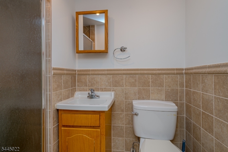 39 Amboy Avenue Metuchen NJ 08840