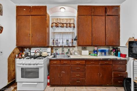 501 E 32nd Street Paterson NJ 07504