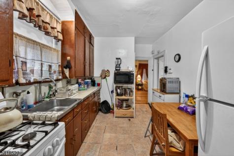 501 E 32nd Street Paterson NJ 07504