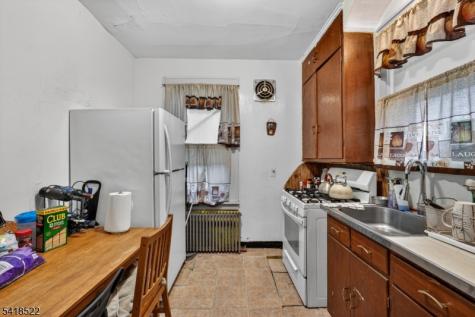 501 E 32nd Street Paterson NJ 07504