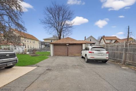 501 E 32nd Street Paterson NJ 07504