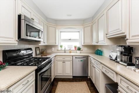 199 Stonehouse Road Bloomfield NJ 07028