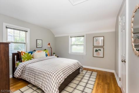 199 Stonehouse Road Bloomfield NJ 07028
