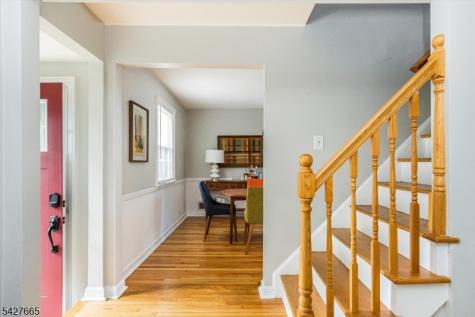 199 Stonehouse Road Bloomfield NJ 07028