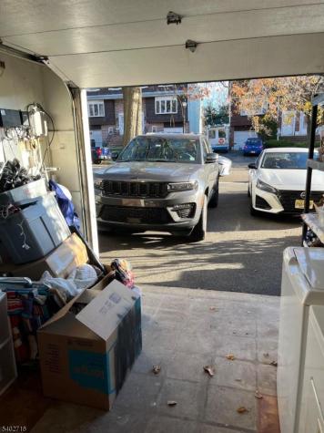 17 Garden Drive Elmwood Park NJ 07407