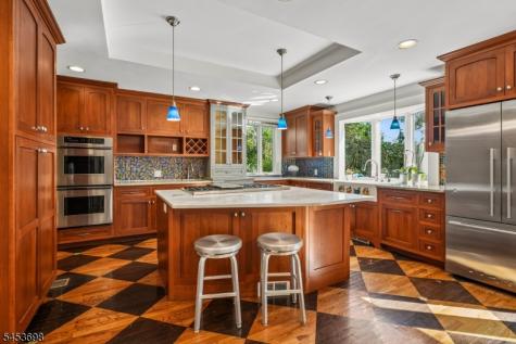136 Summit Avenue Montclair NJ 07043