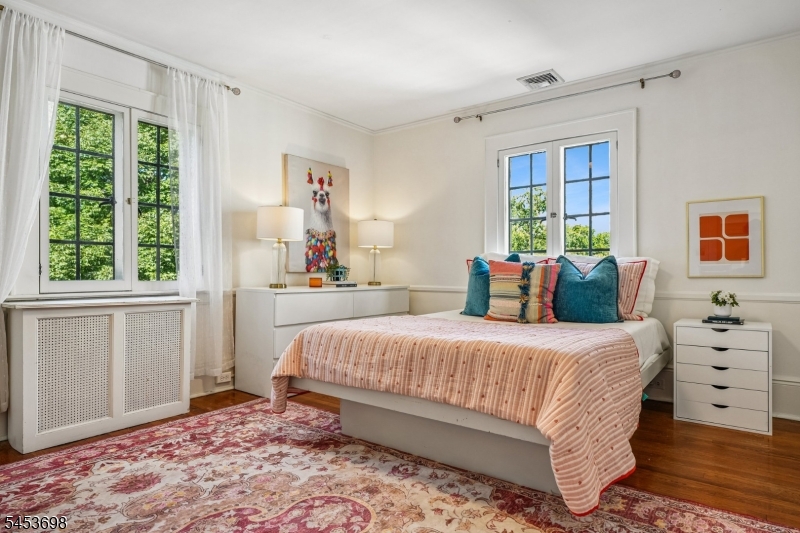 136 Summit Avenue Montclair NJ 07043