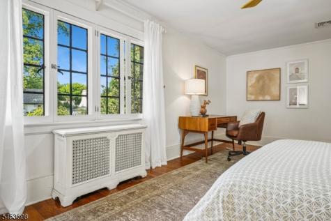 136 Summit Avenue Montclair NJ 07043