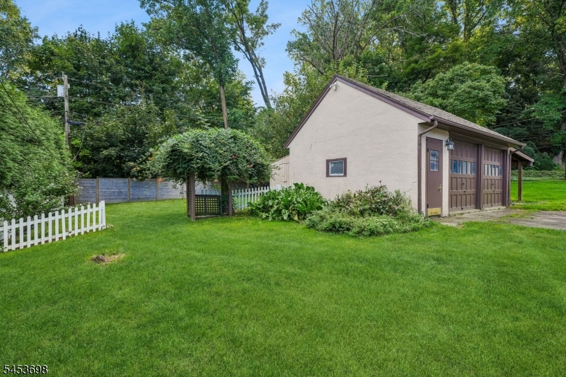 136 Summit Avenue Montclair NJ 07043