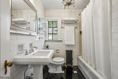 136 Summit Avenue Montclair NJ 07043