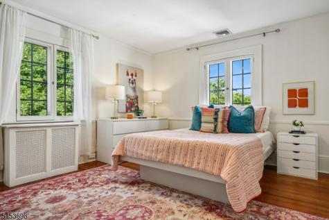 136 Summit Avenue Montclair NJ 07043