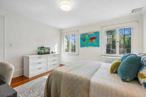 136 Summit Avenue Montclair NJ 07043