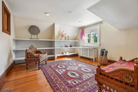 136 Summit Avenue Montclair NJ 07043