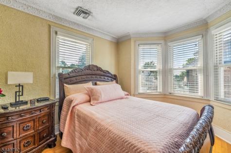 30 Elm Street Ridgefield Park Village NJ 07660