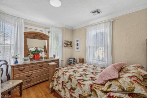30 Elm Street Ridgefield Park Village NJ 07660
