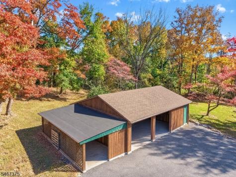2 Lois Lane Hampton NJ 08827