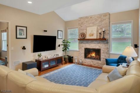 26 Rainbow Drive Long Hill NJ 07946