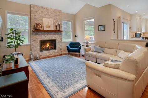 26 Rainbow Drive Long Hill NJ 07946