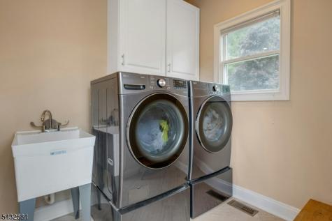 26 Rainbow Drive Long Hill NJ 07946