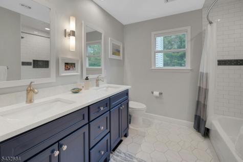26 Rainbow Drive Long Hill NJ 07946