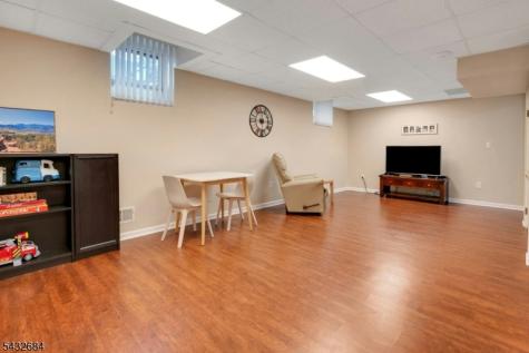 26 Rainbow Drive Long Hill NJ 07946