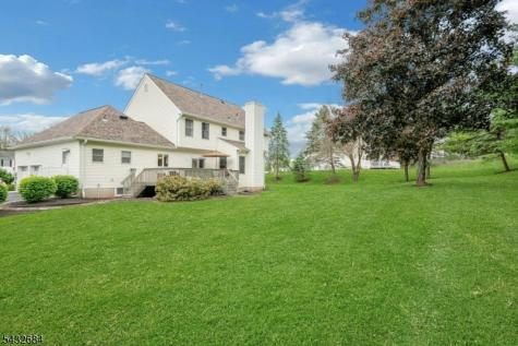 26 Rainbow Drive Long Hill NJ 07946