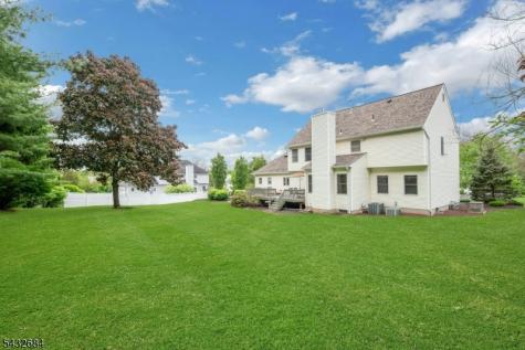 26 Rainbow Drive Long Hill NJ 07946