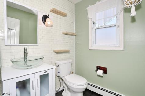 62 Molinari Drive Wanaque NJ 07465