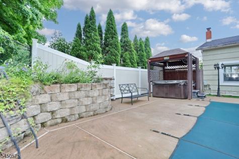 62 Molinari Drive Wanaque NJ 07465