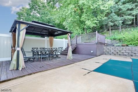 62 Molinari Drive Wanaque NJ 07465