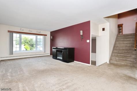 62 Molinari Drive Wanaque NJ 07465