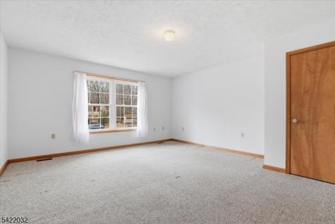 7225 Winnebago Drive Pennsylvania NJ 18347