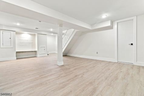 23 Buckingham Road West Orange NJ 07052