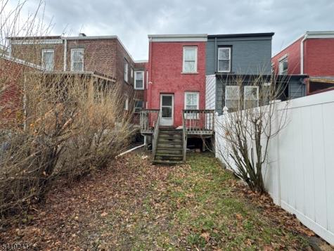 680 12CHESTNUT Street Kearny NJ 07032