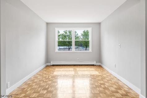67 Eyland Avenue Roxbury NJ 07876