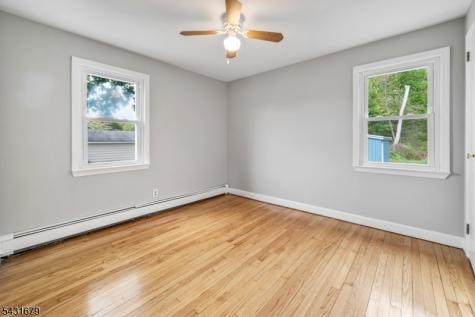 67 Eyland Avenue Roxbury NJ 07876