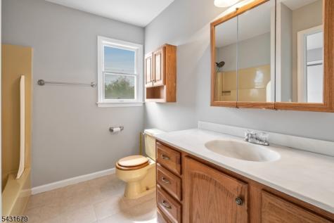 67 Eyland Avenue Roxbury NJ 07876