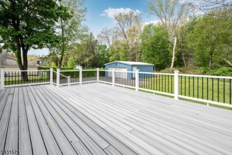 67 Eyland Avenue Roxbury NJ 07876