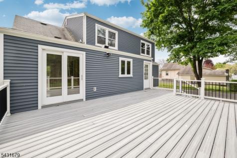 67 Eyland Avenue Roxbury NJ 07876
