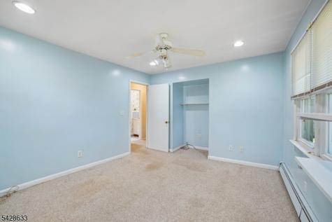75 W Oakland Avenue Oakland NJ 07436