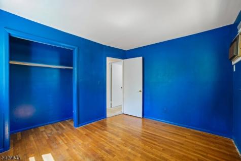 75 W Oakland Avenue Oakland NJ 07436