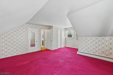 75 W Oakland Avenue Oakland NJ 07436