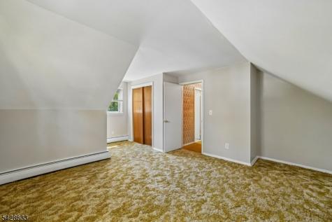 75 W Oakland Avenue Oakland NJ 07436