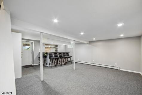 75 W Oakland Avenue Oakland NJ 07436