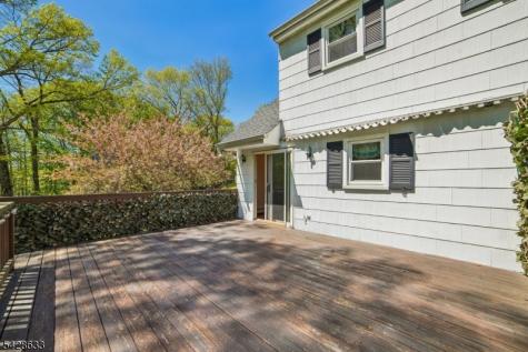75 W Oakland Avenue Oakland NJ 07436