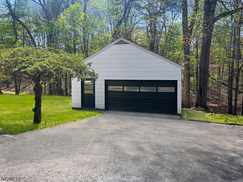 75 W Oakland Avenue Oakland NJ 07436
