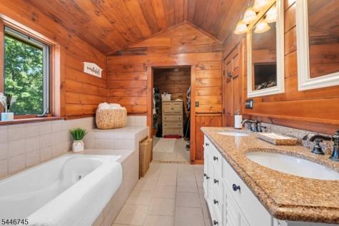 44 Morgan Drive Wantage NJ 07461